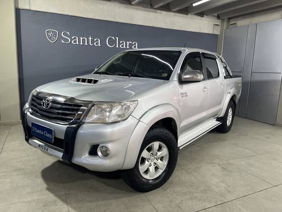 TOYOTA HILUX 3.0 SRV 4X4 CD 16V TURBO INTERCOOLER DIESEL 4P AUTOMÁTICO TOYOTA HILUX 3.0 SRV 4X4 CD 16V TURBO INTERCOOLER DIESEL 4P AUTOMÁTICO